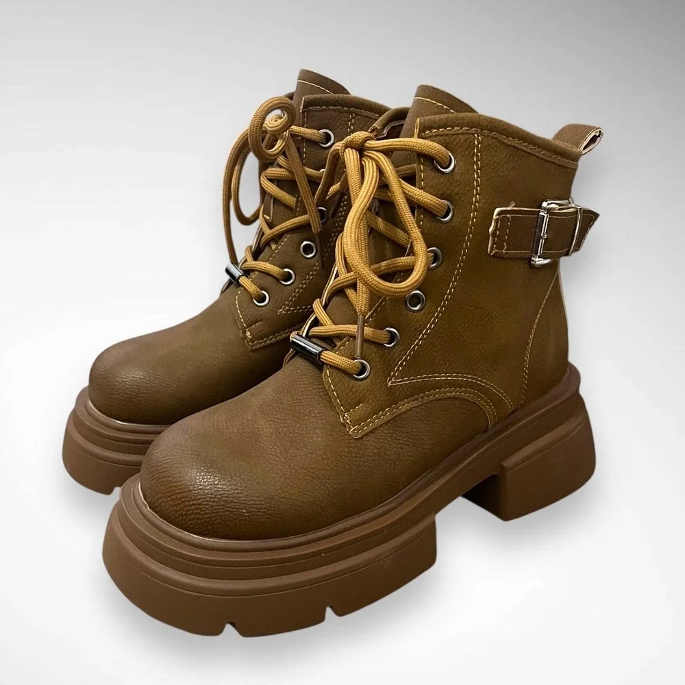 NEW WITHOUT TAGS Brown Platform Soft Vegan Leather Lace Up Platform Combat Boots